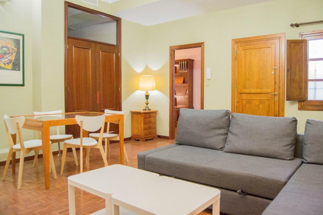 Full Equipped Apartment In Center Sevilla Bagian luar foto