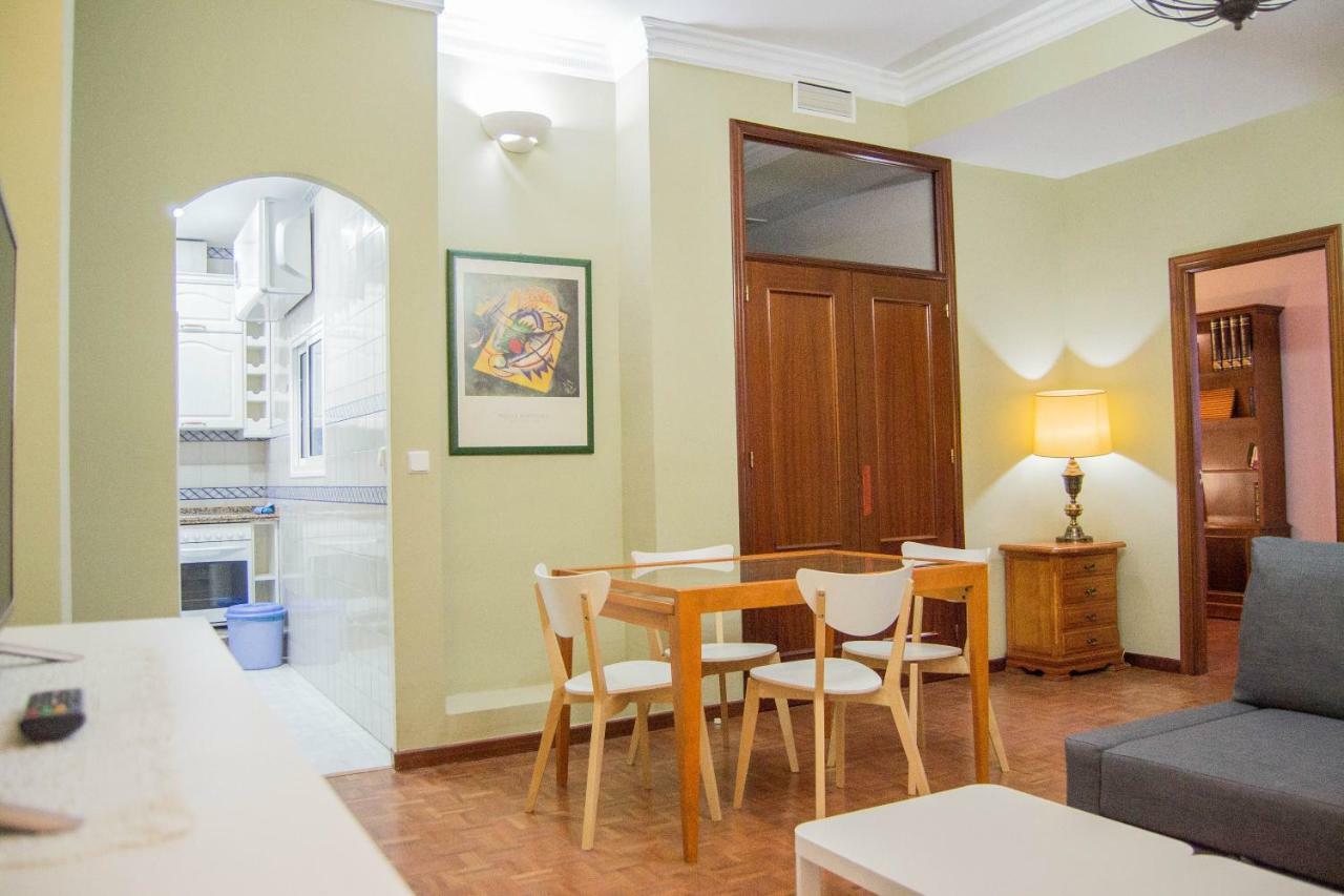 Full Equipped Apartment In Center Sevilla Bagian luar foto