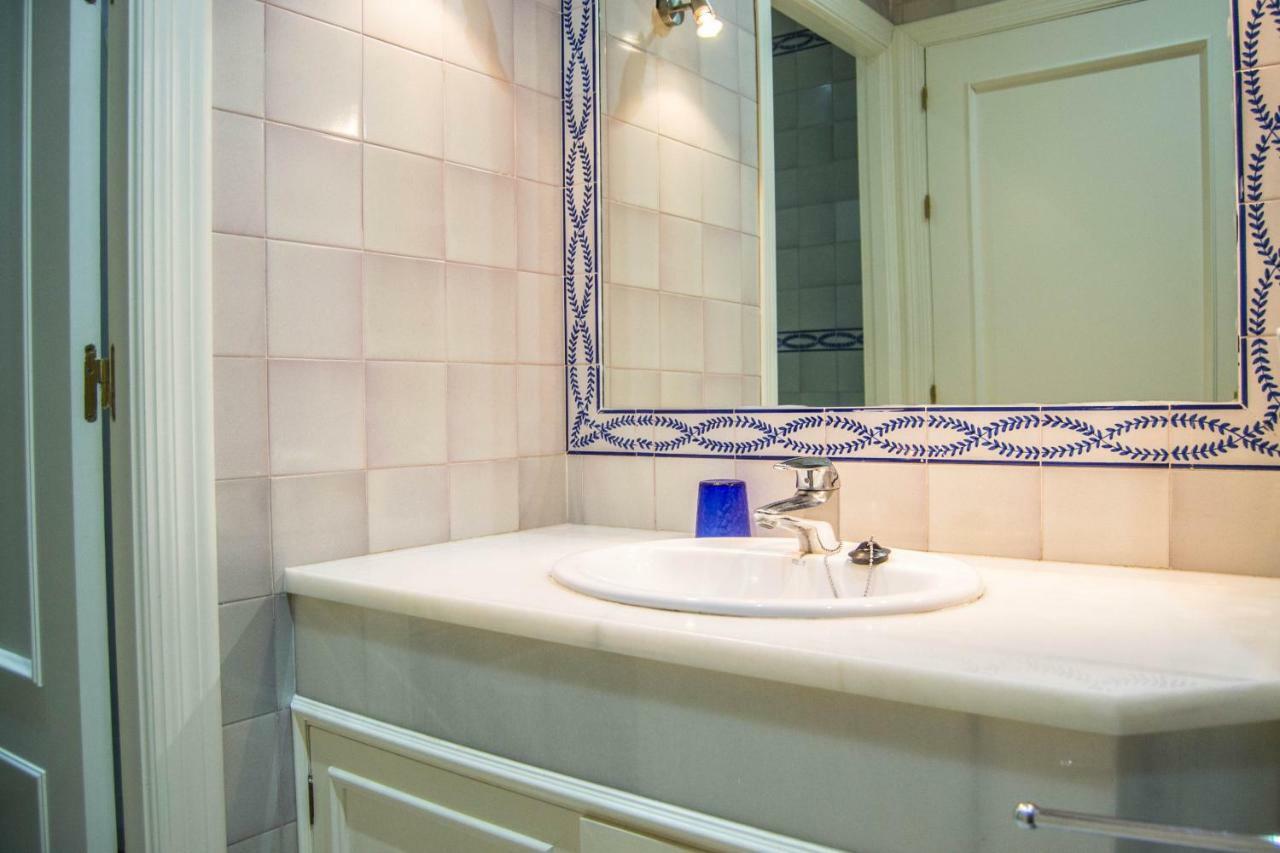 Full Equipped Apartment In Center Sevilla Bagian luar foto