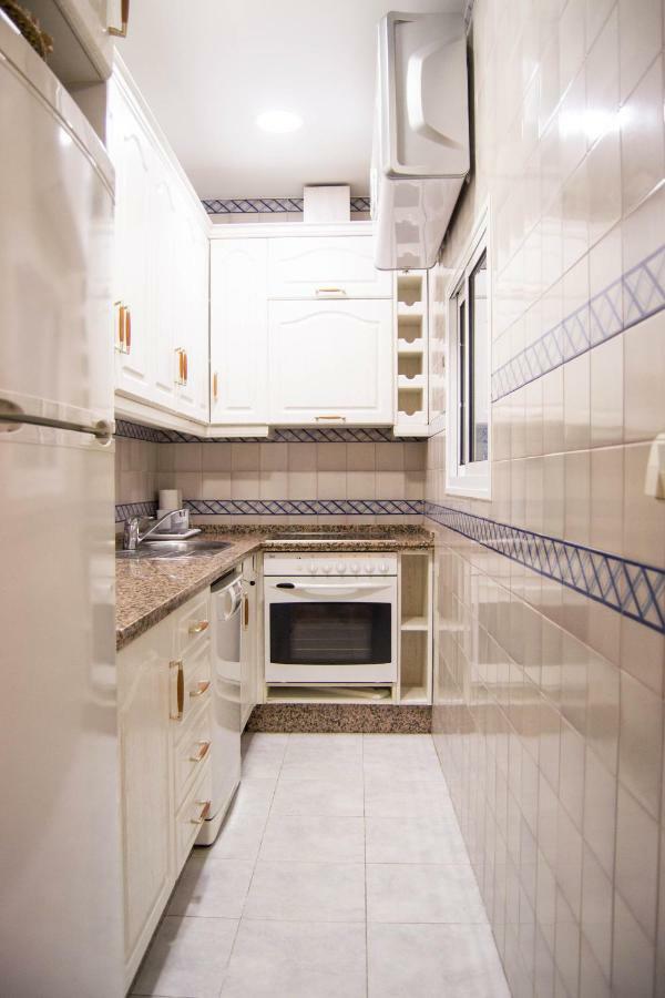 Full Equipped Apartment In Center Sevilla Bagian luar foto